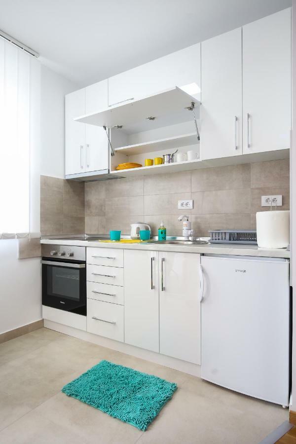 Manirosi 2 Apartman Subotica Luaran gambar