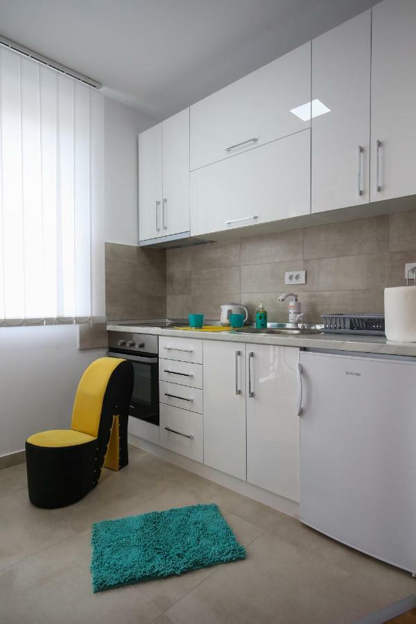 Manirosi 2 Apartman Subotica Luaran gambar