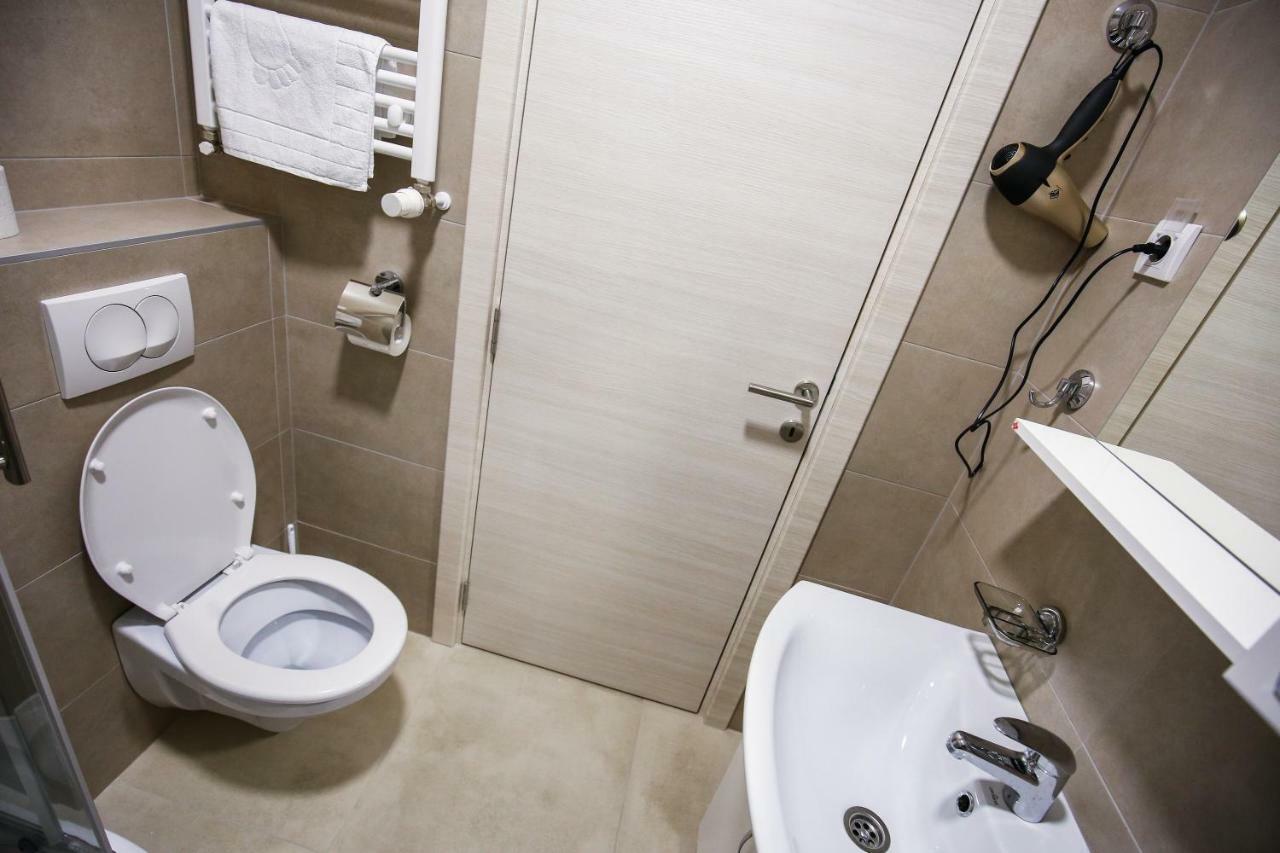 Manirosi 2 Apartman Subotica Luaran gambar
